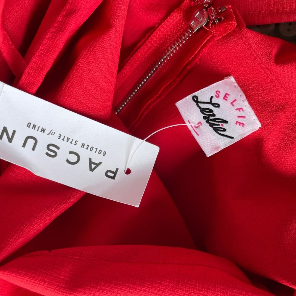 Selfie Leslie Bodycon Mini Dress Strappy Red Ruffle Bombshell Womens Small NWT - Picture 7 of 8